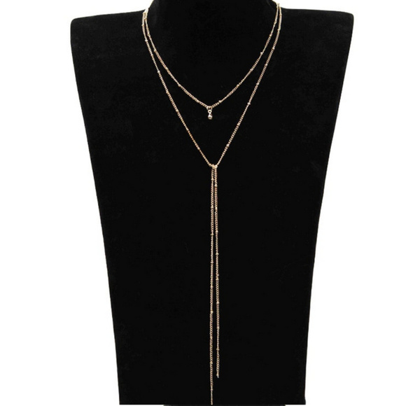 🍒 KNOT Double 📿 Layered Necklace - Picture 2 of 5